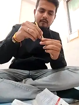 7incpink online show from December 20, 2025, 4:04 am