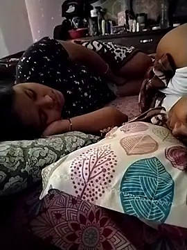 7incpink online show from September 14, 2025, 2:45 am