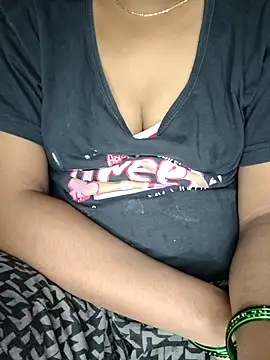 Snapshot of SindhuHappy chatting on October 15, 2025, 5:10 pm SindhuHappy online show from October 15, 2025, 5:10 pm