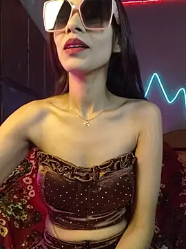 Snapshot of royeoy22 chatting on March 8, 2026, 5:00 am royeoy22 online show from March 8, 2026, 5:00 am