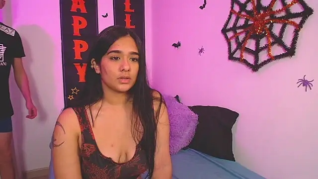 Snapshot of mae_nathan_ chatting on October 21, 2025, 3:33 pm mae nathan  online show from October 21, 2025, 3:33 pm