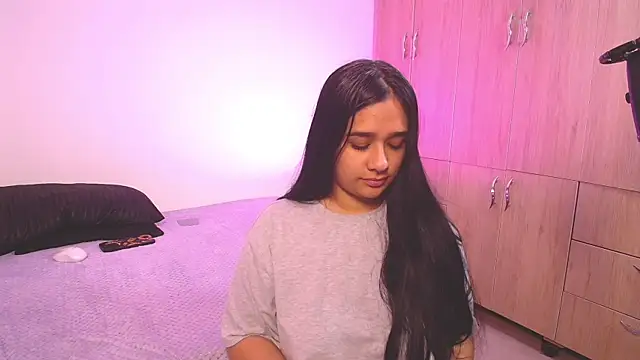 Snapshot of mae_nathan_ chatting on September 9, 2025, 2:15 pm mae nathan  online show from September 9, 2025, 2:15 pm