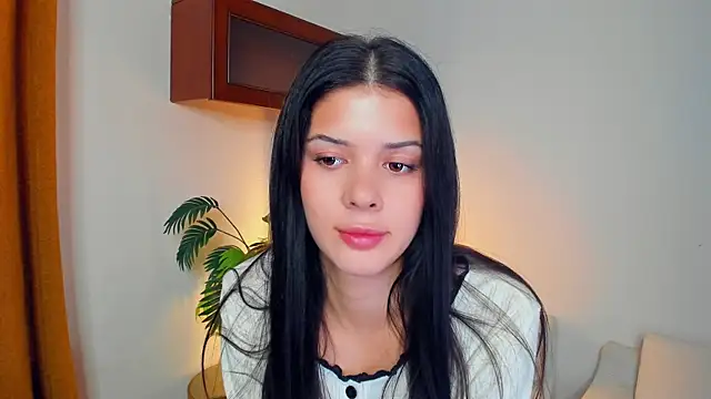 JoCauterucci online show from October 2, 2025, 7:01 am