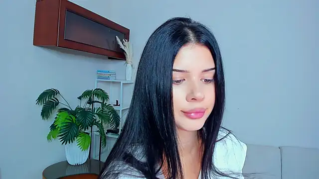 JoCauterucci online show from September 13, 2025, 6:46 am