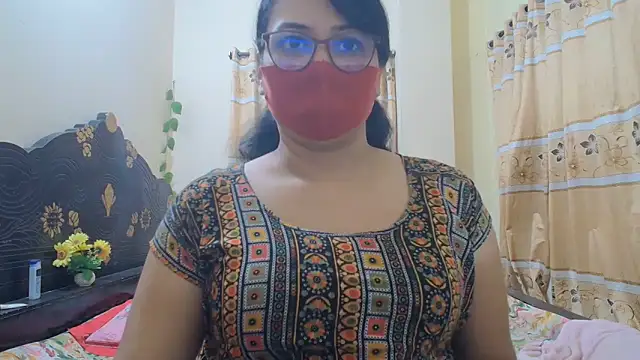 Snapshot of Elena_cruz5 chatting on May 27, 2026, 5:09 pm Elena cruz5 online show from May 27, 2026, 5:09 pm