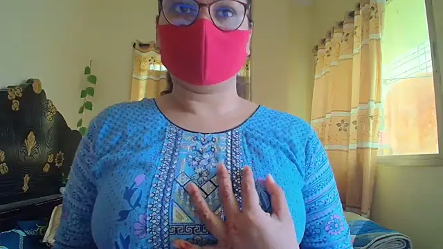 Elena cruz5 online show from April 1, 2026, 6:37 am