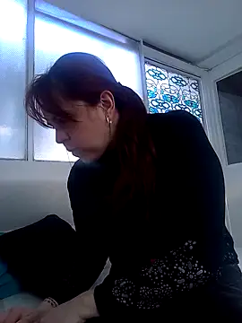 Snapshot of CARITOMIO chatting on November 19, 2025, 9:04 pm CARITOMIO online show from November 19, 2025, 9:04 pm