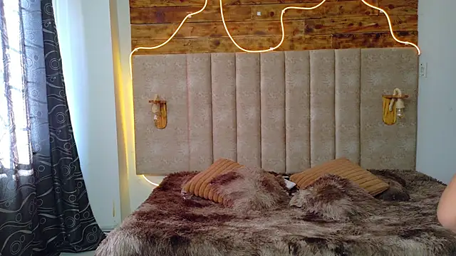 Snapshot of Emma_visconti chatting on September 21, 2025, 1:16 pm Emma visconti online show from September 21, 2025, 1:16 pm