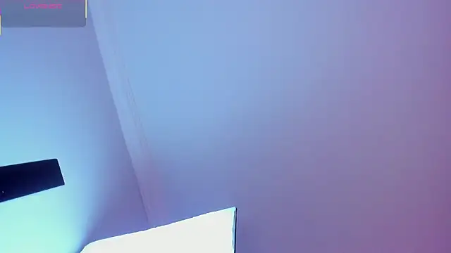 Mia Valentine  online show from October 29, 2025, 8:30 pm