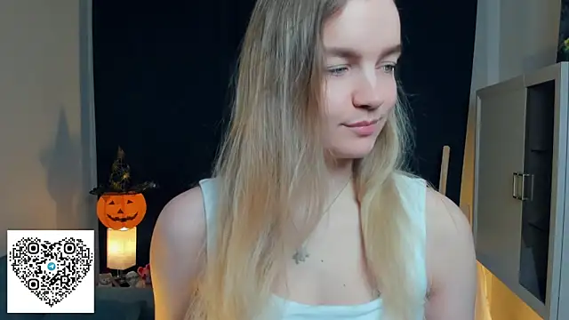 KerenFurguson online show from October 31, 2025, 7:43 pm