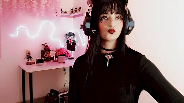 Snapshot of Lunyhose chatting on January 7, 2026, 7:08 pm Lunyhose online show from January 7, 2026, 7:08 pm