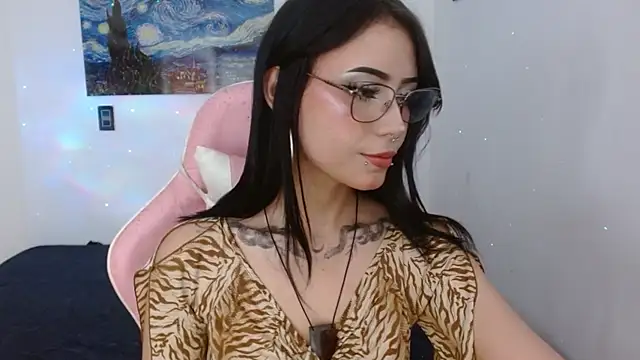 Snapshot of Melhoneymoon chatting on September 14, 2025, 1:50 am Melhoneymoon online show from September 14, 2025, 1:50 am