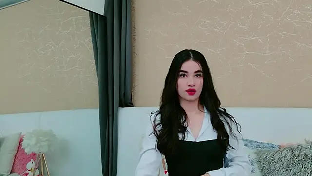 MiaDunoff online show from November 20, 2025, 9:04 pm