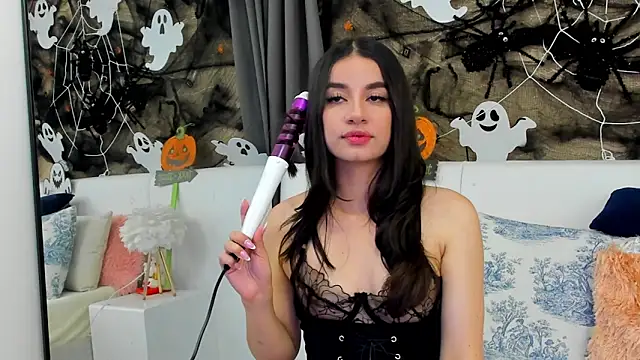 MiaDunoff online show from October 11, 2025, 9:49 pm