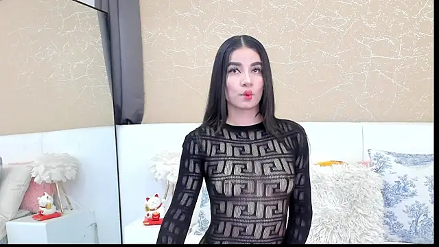 MiaDunoff online show from September 12, 2025, 9:36 pm