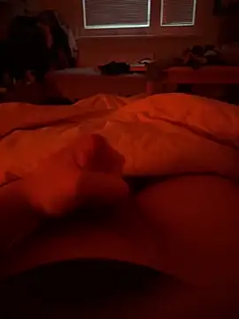 Snapshot of Youngyguy chatting on December 17, 2025, 2:44 pm Youngyguy online show from December 17, 2025, 2:44 pm