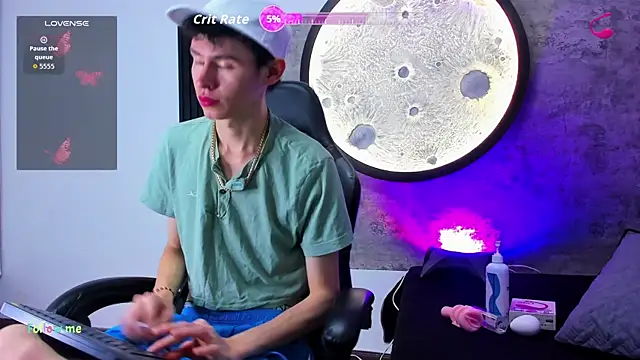 Snapshot of Deivid_oficial20 chatting on October 17, 2025, 7:48 pm Deivid oficial20 online show from October 17, 2025, 7:48 pm