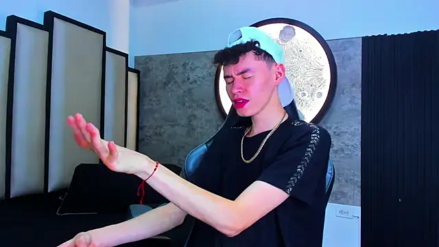 Snapshot of Deivid_oficial20 chatting on October 28, 2025, 7:24 pm Deivid oficial20 online show from October 28, 2025, 7:24 pm