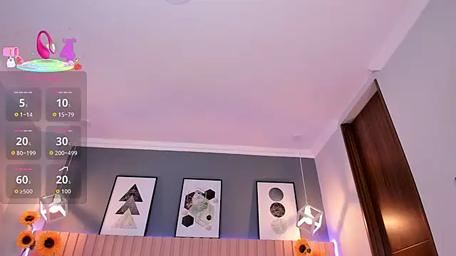 Snapshot of Nina_Ford chatting on November 17, 2025, 3:10 am Nina Ford online show from November 17, 2025, 3:10 am