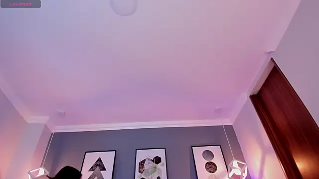 Snapshot of Nina_Ford chatting on November 26, 2025, 3:06 am Nina Ford online show from November 26, 2025, 3:06 am