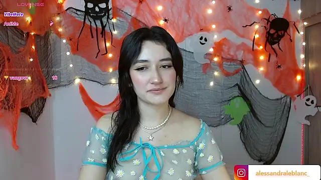 AlessandraLB online show from September 29, 2025, 10:33 am