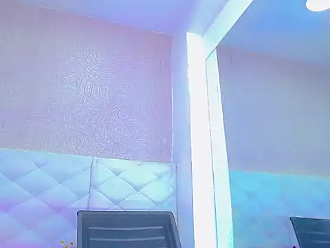 hanna sweett34 online show from October 3, 2025, 3:52 am