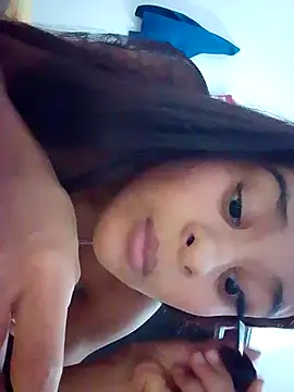 Snapshot of dali0420 chatting on September 13, 2025, 4:23 am dali0420 online show from September 13, 2025, 4:23 am