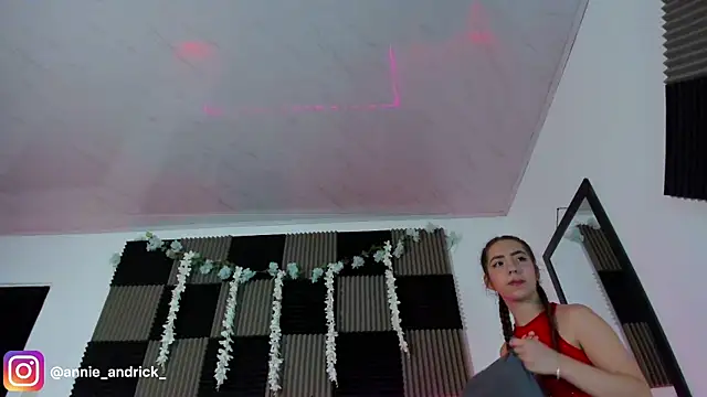 Snapshot of _leda_swan_ chatting on April 9, 2026, 11:05 am leda swan online show from April 9, 2026, 11:05 am