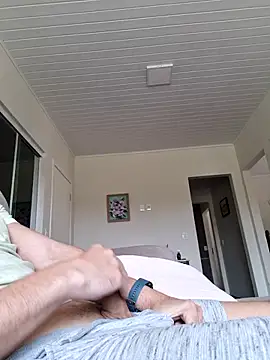 dancaEstrip online show from September 16, 2025, 4:08 pm