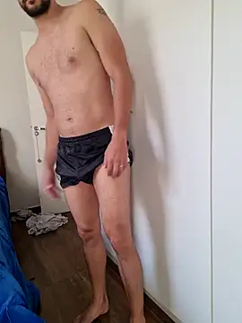 dancaEstrip online show from September 21, 2025, 7:41 pm