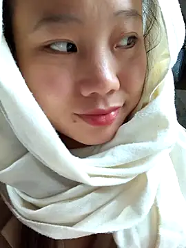 Snapshot of liu-liusexy chatting on May 1, 2026, 12:59 am liu-liusexy online show from May 1, 2026, 12:59 am