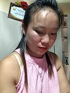 Snapshot of liu-liusexy chatting on May 6, 2026, 2:21 pm liu-liusexy online show from May 6, 2026, 2:21 pm