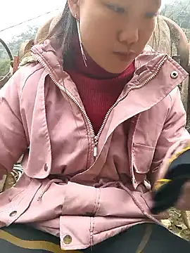 liu-liusexy online show from January 11, 2026, 3:13 am