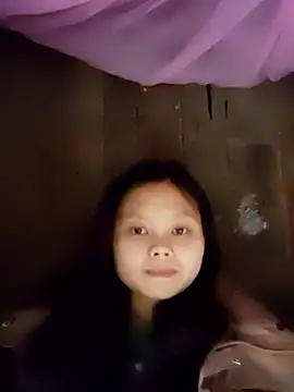 Snapshot of omiu-baby chatting on January 9, 2026, 12:50 am omiu-baby online show from January 9, 2026, 12:50 am