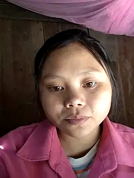 Snapshot of omiu-baby chatting on February 26, 2026, 2:00 am omiu-baby online show from February 26, 2026, 2:00 am