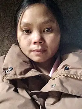 Snapshot of omiu-baby chatting on January 10, 2026, 8:42 am omiu-baby online show from January 10, 2026, 8:42 am