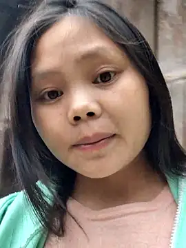 Snapshot of omiu-baby chatting on January 15, 2026, 2:48 am omiu-baby online show from January 15, 2026, 2:48 am