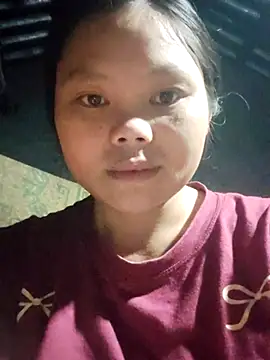 Snapshot of omiu-baby chatting on December 19, 2025, 11:07 pm omiu-baby online show from December 19, 2025, 11:07 pm