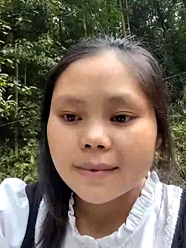 Snapshot of omiu-baby chatting on March 3, 2026, 2:07 am omiu-baby online show from March 3, 2026, 2:07 am