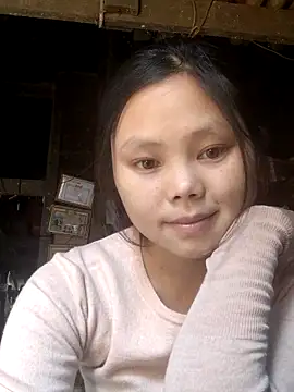 Snapshot of omiu-baby chatting on April 7, 2026, 1:40 am omiu-baby online show from April 7, 2026, 1:40 am