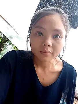 Snapshot of omiu-baby chatting on October 8, 2025, 12:45 am omiu-baby online show from October 8, 2025, 12:45 am