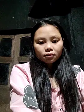 Snapshot of omiu-baby chatting on November 22, 2025, 10:30 pm omiu-baby online show from November 22, 2025, 10:30 pm