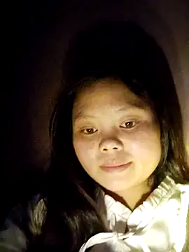 Snapshot of omiu-baby chatting on February 3, 2026, 7:46 am omiu-baby online show from February 3, 2026, 7:46 am