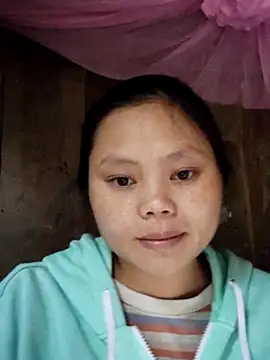 Snapshot of omiu-baby chatting on March 5, 2026, 1:57 am omiu-baby online show from March 5, 2026, 1:57 am