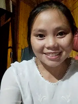 Snapshot of omiu-baby chatting on October 23, 2025, 1:21 pm omiu-baby online show from October 23, 2025, 1:21 pm