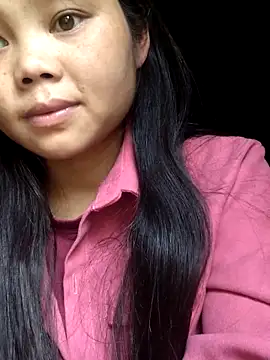 Snapshot of omiu-baby chatting on March 25, 2026, 8:25 am omiu-baby online show from March 25, 2026, 8:25 am