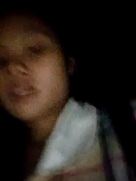 Snapshot of omiu-baby chatting on October 17, 2025, 12:07 pm omiu-baby online show from October 17, 2025, 12:07 pm