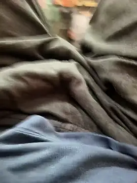 Snapshot of Deshi_hot_boy chatting on September 25, 2025, 8:42 am Deshi hot boy online show from September 25, 2025, 8:42 am