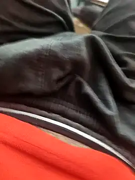 Snapshot of Deshi_hot_boy chatting on October 2, 2025, 5:11 am Deshi hot boy online show from October 2, 2025, 5:11 am