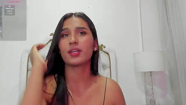 Snapshot of EbonyLudovica chatting on November 12, 2025, 2:59 am EbonyLudovica online show from November 12, 2025, 2:59 am